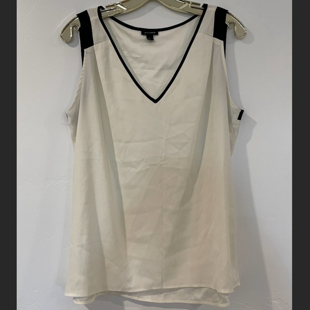 Ann Taylor Ivory and Black V-Neck Sleeveless Blouse